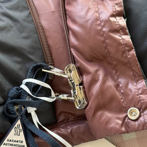 Moncler Verone Men's Reversible Short Down Jacket - Picture 7 of 13